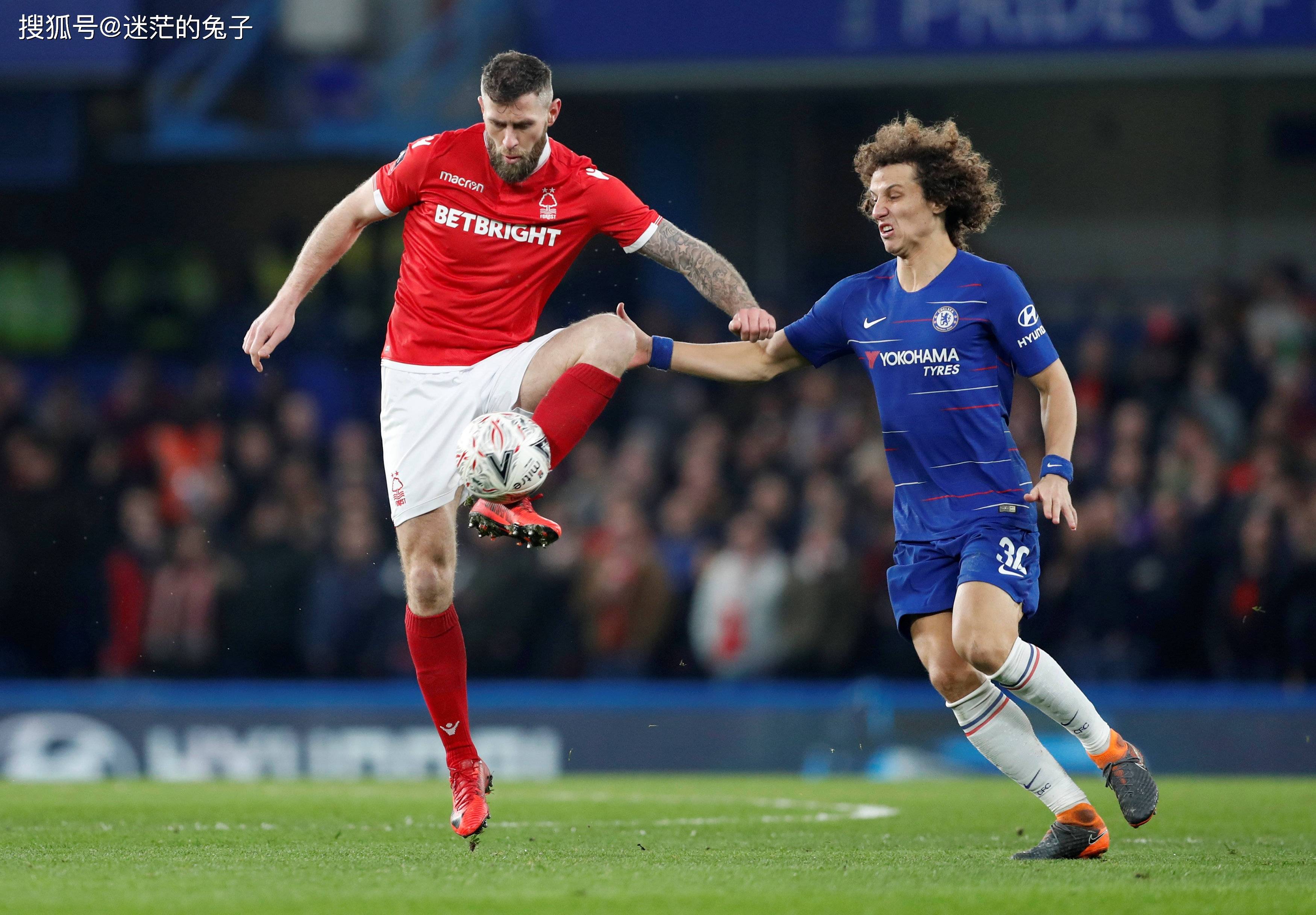 离谱！阿扎伦卡与60激战RNG分钟广东宏远围绕欧篮联绝杀压哨，斯图加特围绕英超战术微调