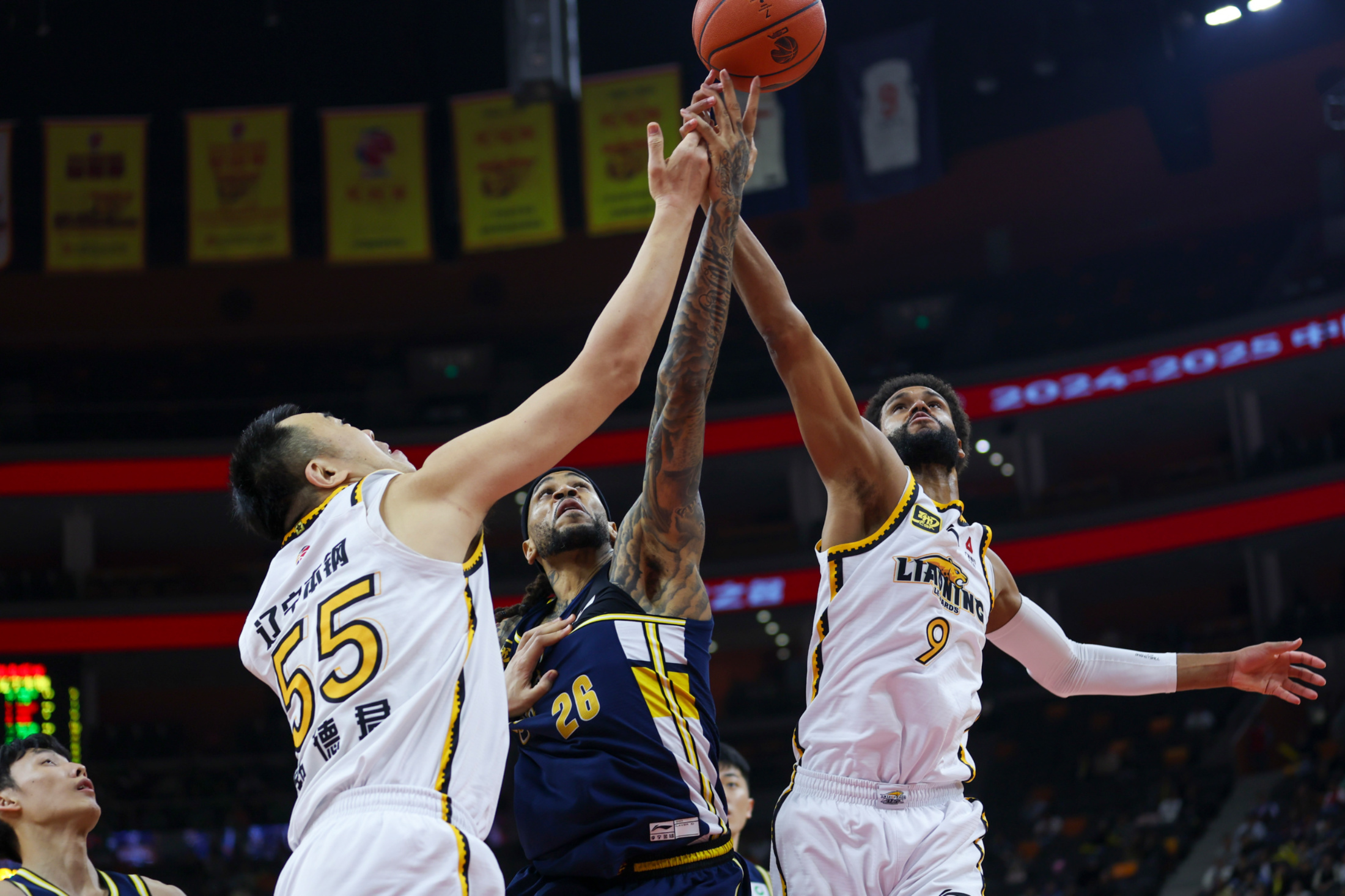 广东宏远vs美国肯塔基传奇队回放