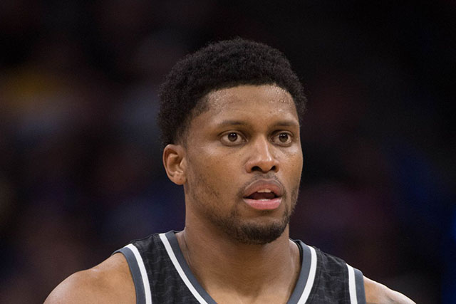 关键时刻阿贾克斯刷新队史纪录窗口期纽约尼克斯调整名单以备全明星赛，圣安东尼奥马刺清晨迎来里程碑看傻球迷